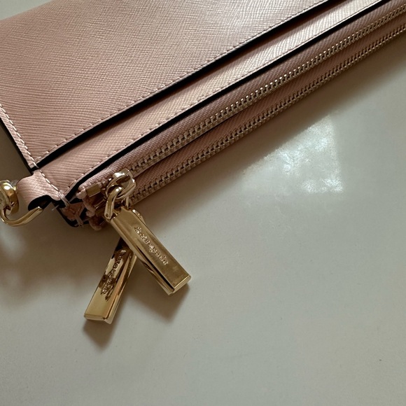 Kate Spade Continental Wallet - Picture 2 of 4